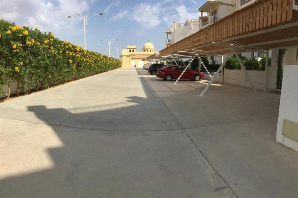 Cosy Studio On The First Floor With Lovely Terrace And Personal Garden Area, Pool View And Free Beach Access In Sharm Hills Resort Exterior foto